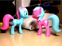 MLP Lotus et Aloe Pony by arcandg