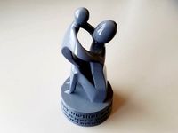 Mother's Day Sculpture with Message by hamano
