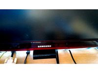 Monitor stand for Samsung SyncMaster T260 by x3k