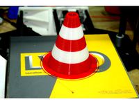 Cône de chantier by Bricoloup
