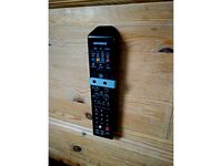 Samsung remote control holder by Troelskkristensen