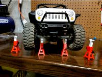 Functioning 1/10 Scale RC Jack Stand by angrysquirrel