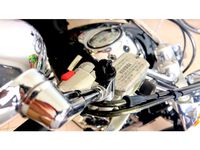 Rear view mirror plug for Yamaha Dragstar XVS1100 or (V star 1100 in the US) by dequadelisonz