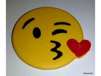WhatsApp Kiss by Imprenta3D