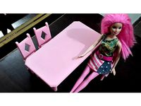 Table and chair for dolls by Maufree