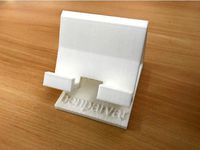 Customizable tablet / mobile holder by benparvar