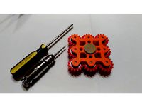 nine-gears spinner 九齒連動指尖陀螺 by coud