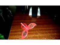 6p spinning top by Davidlewtas