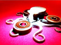 Octopus spinner by CONCEPTEUR