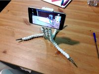Cellphone stand by tauan