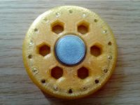 Slow fidget spinner - 6mm ball bearings by AuntDaisy