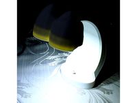 Desktop lamp by tomil1