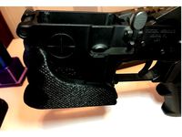 Ar Mag Well Grip by PSomeone