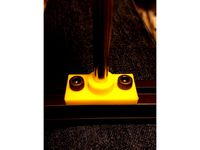 8mm rod holder for 2020 extrusion - works with Hypercube and other printers by n9jcv