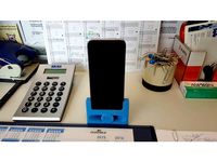 Sonic-Stand for iPhone SE by blackbird2016