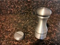 Salt shaker (OpenSCAD) by gaellafond
