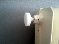 Radiator bleed key / Clé de purge de radiateur by spore29