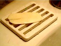 Minimalistic soap stand by technolazy