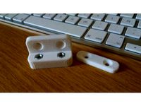 Ikea Hack - 90º Bracket by maqndon