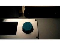 Monoprice Mini Polygonal Control Knob by NickMc