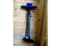 Bike Air pump holder by flo47