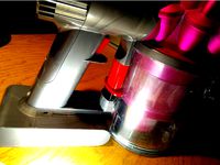 Dyson V6 Motorhead Bin Safety Clip by stevehlau