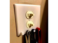 Double switchplate w/4 rounded key hooks by wingnut2k