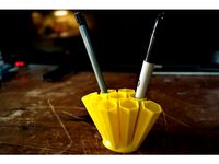 Hextrusion Desk Mate by dmbone