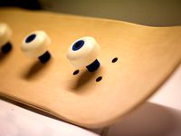 Porte Manteau Planche de Skate  by Adriadict