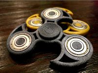 Fidget Tri Spinner by 3DanielDesigns