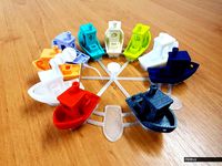 Tom's 3DBenchy rudder stand V2 (12 ships) by tomulinek