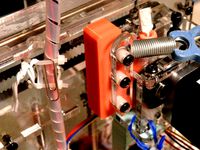 [idbox] Reinforced Extruder Arm by mrm64