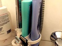 Shower Shampoo and Razer Holder by b4lrog