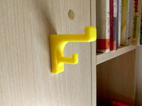 Headphones holder with glue fixation by WinterSmokerDesign