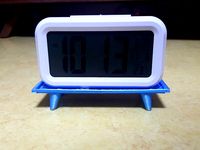 Clock table by ghostlee