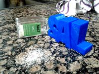 salt shaker - salero  by Gork10