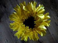 Fluid Flower Vase / Fluid Flower Pot by ForenSeil