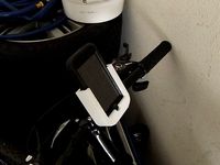 Handlebar Mount - iPhone 5 w/ Otterbox Case by Lycan004