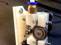 3mm Bowden extruder 1/8 inch mount by Bercikx
