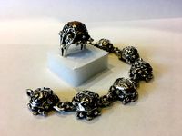 skull bracelet by januszeko