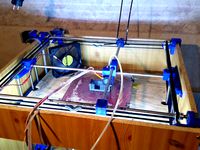 UMinABox ( RepRap style Ultimaker in a wooden box ) by condac