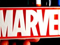MARVEL range stylos et cartes SD , pens box and SD card by COUNITCH