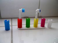 Customizable colored toothbrush holder by Byti