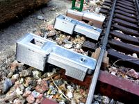 Holder for Catenary mast suited LGB sleepers by UTJTrain