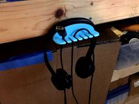 Headset Hanger by pj1138