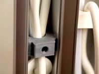 LED Light Tube WIre Clamp by larsrc