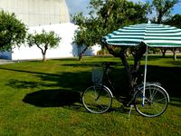 Beach umbrella holder for your bike by Makitpro