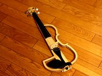 Electric violin by Ntrobot