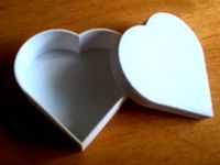 Heart shape box by HeinPragt