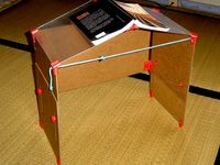 Porte-Livre Couché by Makoto_Doushite